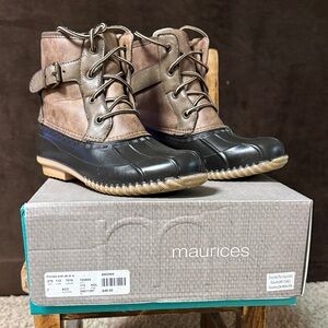 Maurices Women's Brown and Black Boots